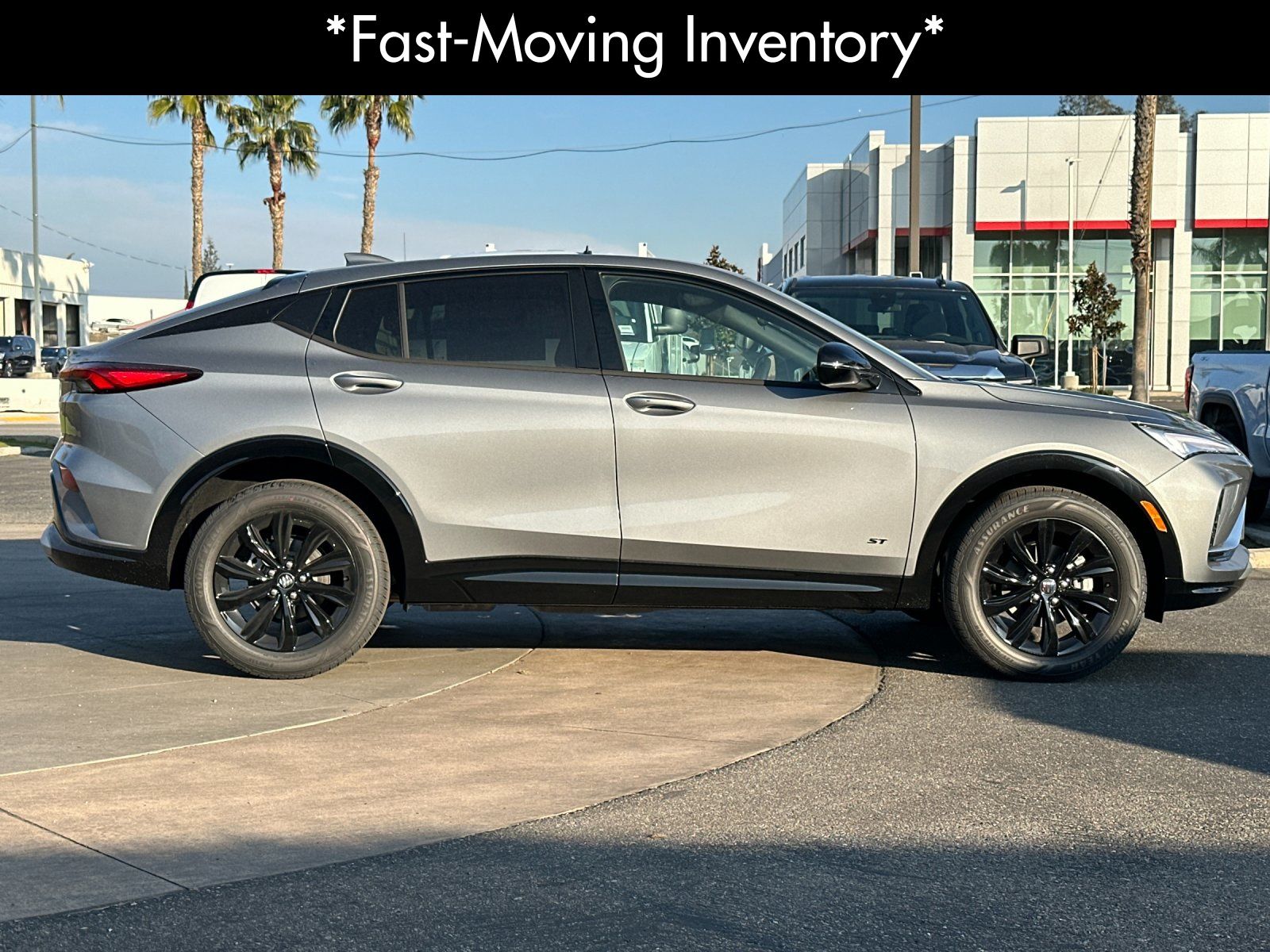 View vehicle photo 3