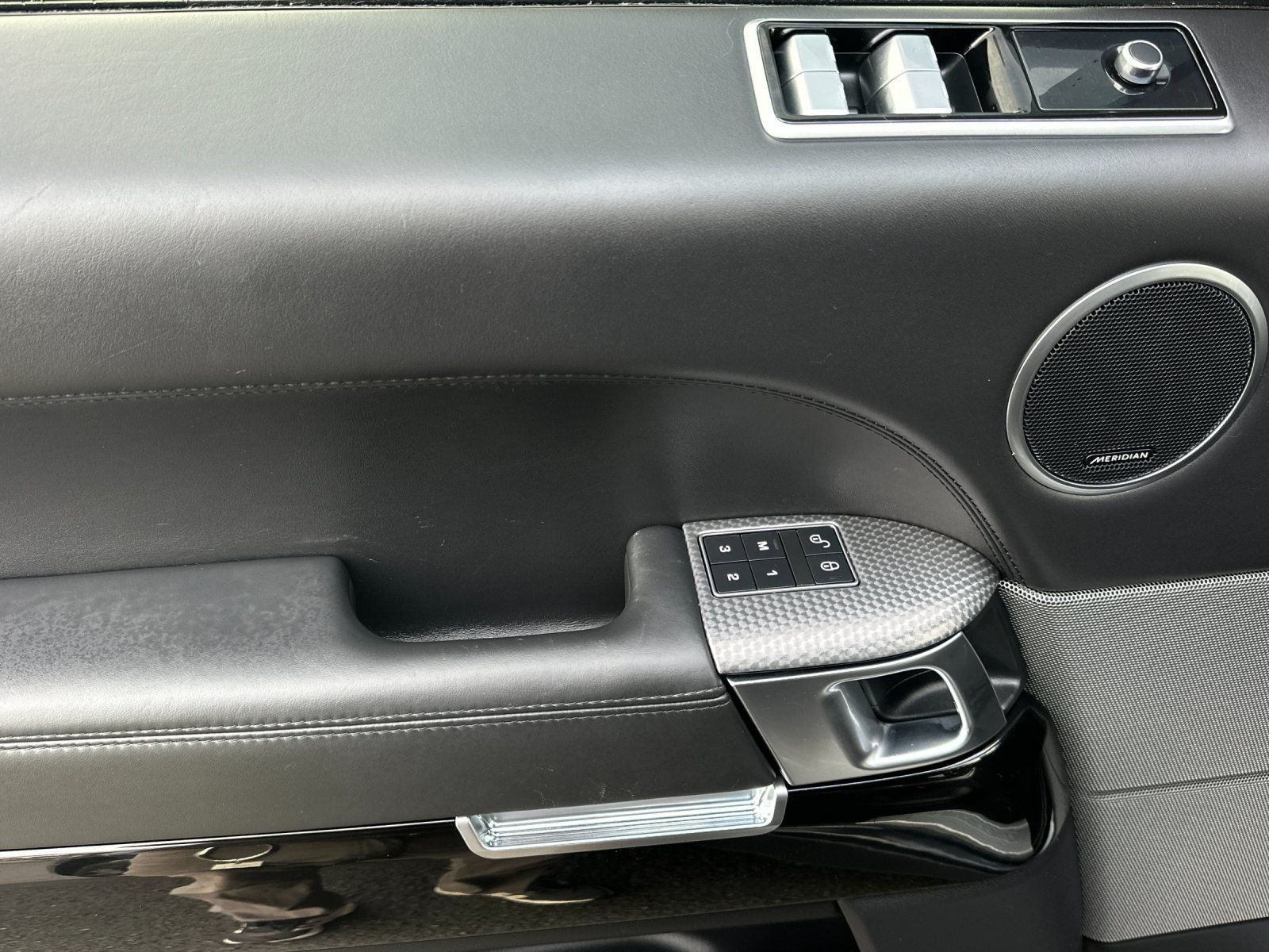 used 2020 Land Rover Range Rover Sport car, priced at $33,898