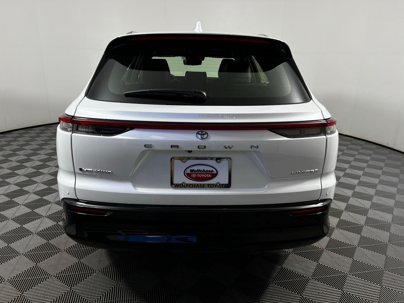 Thumbnail: 2025 Toyota Crown Signia - 6