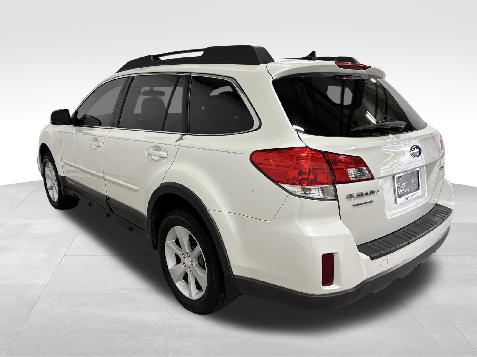 Used Car 2014 Subaru Outback  2.5i Premium For Sale Under $10,000 In Austin, Texas