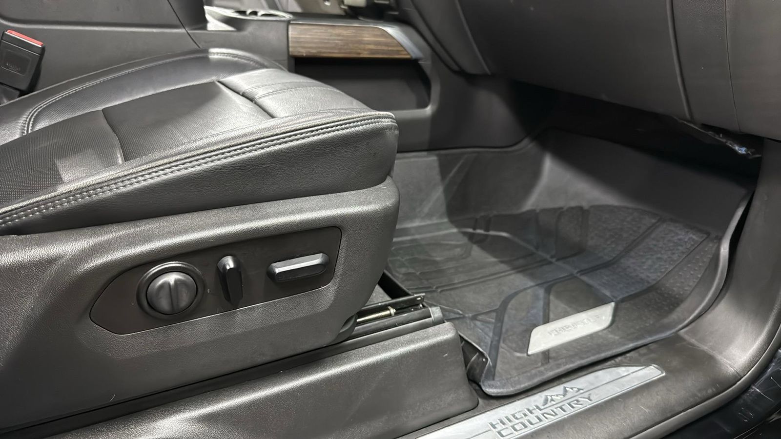 Used Car 2021 Chevrolet Silverado 1500  High Country For Sale Under $40,000 In Austin, Texas