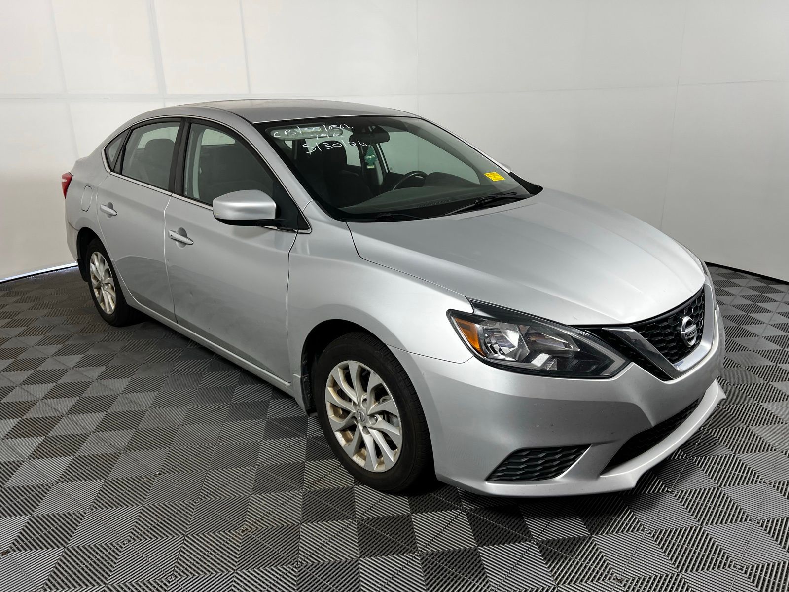 Thumbnail: 2019 Nissan Sentra - 3