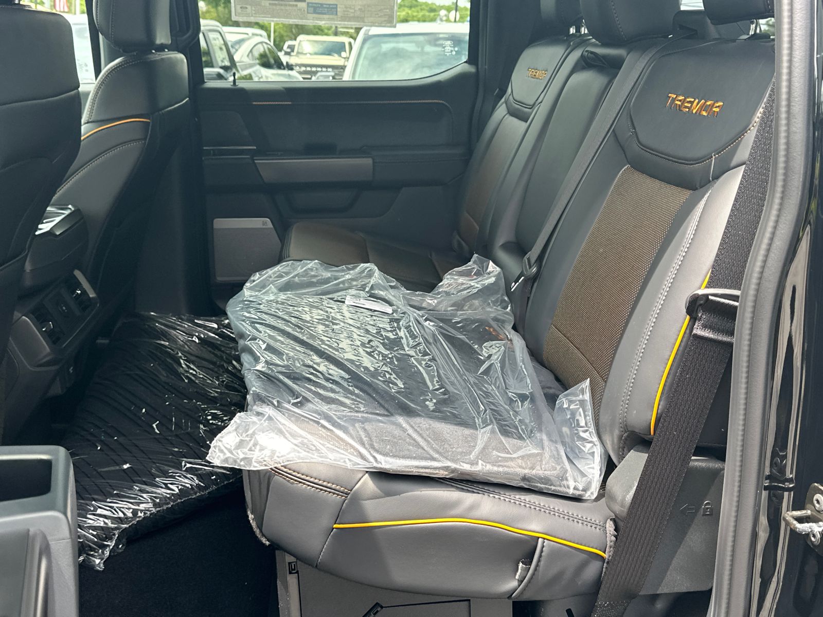 New 2026 Agate Black Metallic Ford Tremor® image 20