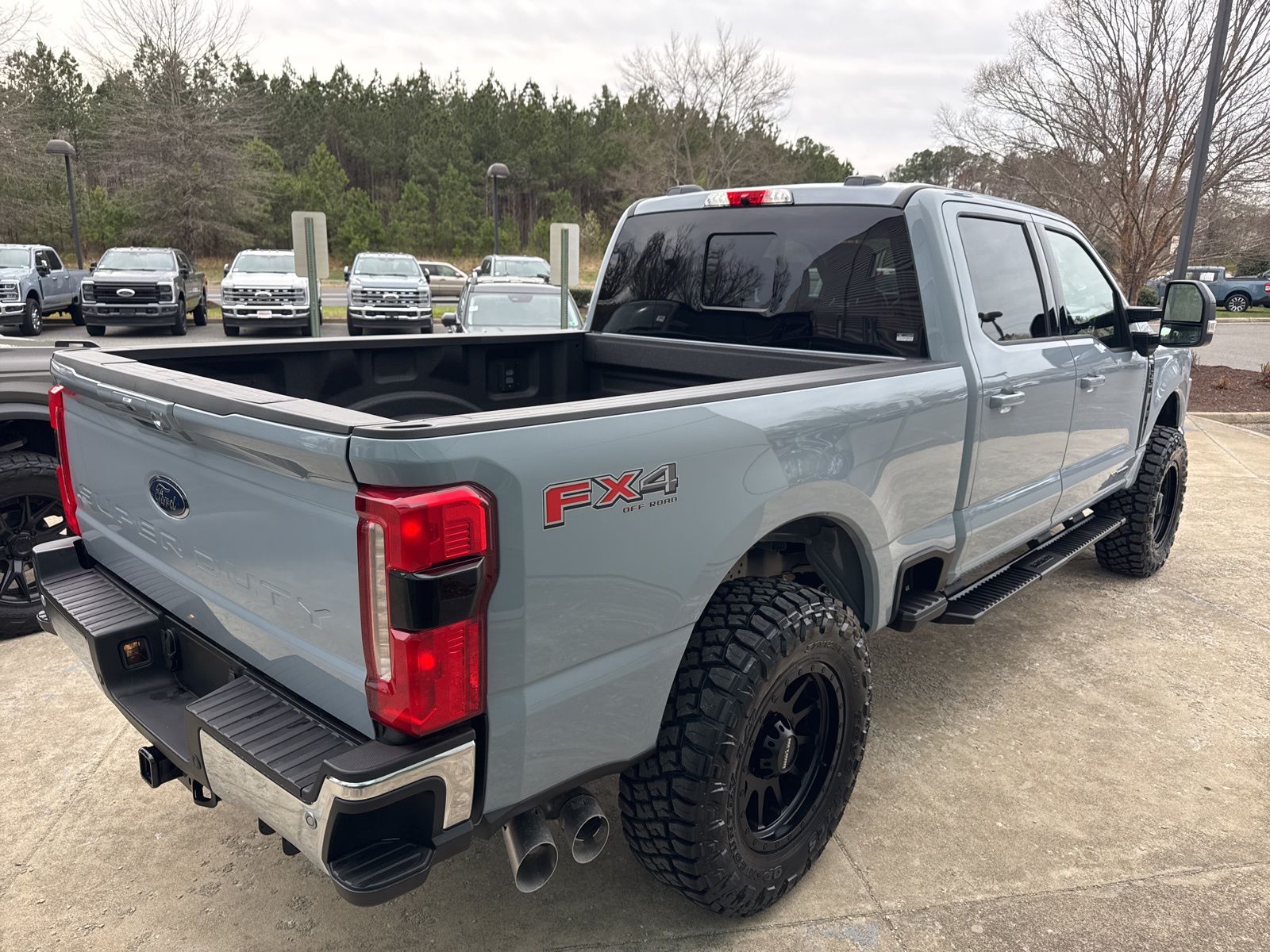 New 2026 Glacier Gray Metallic Tri-Coat Ford Lariat image 5