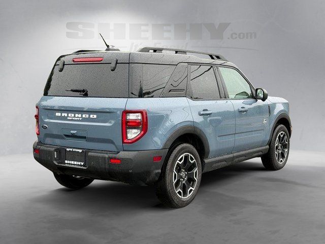 Certified Used 2025 Azure Gray Metallic Ford Outer Banks image 12