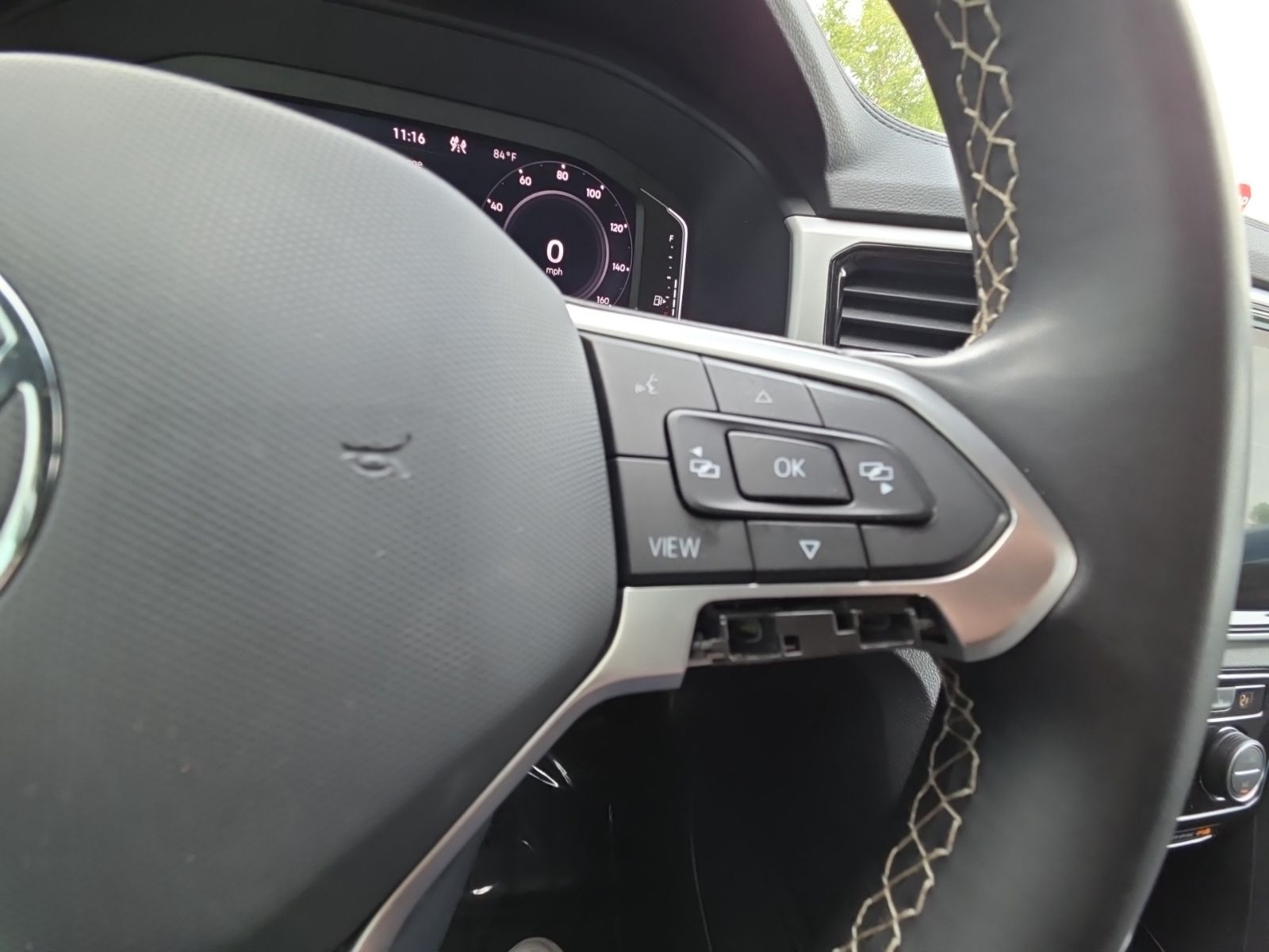 Used 2023 Gray Volkswagen 3.6L V6 SE w/Technology image 19