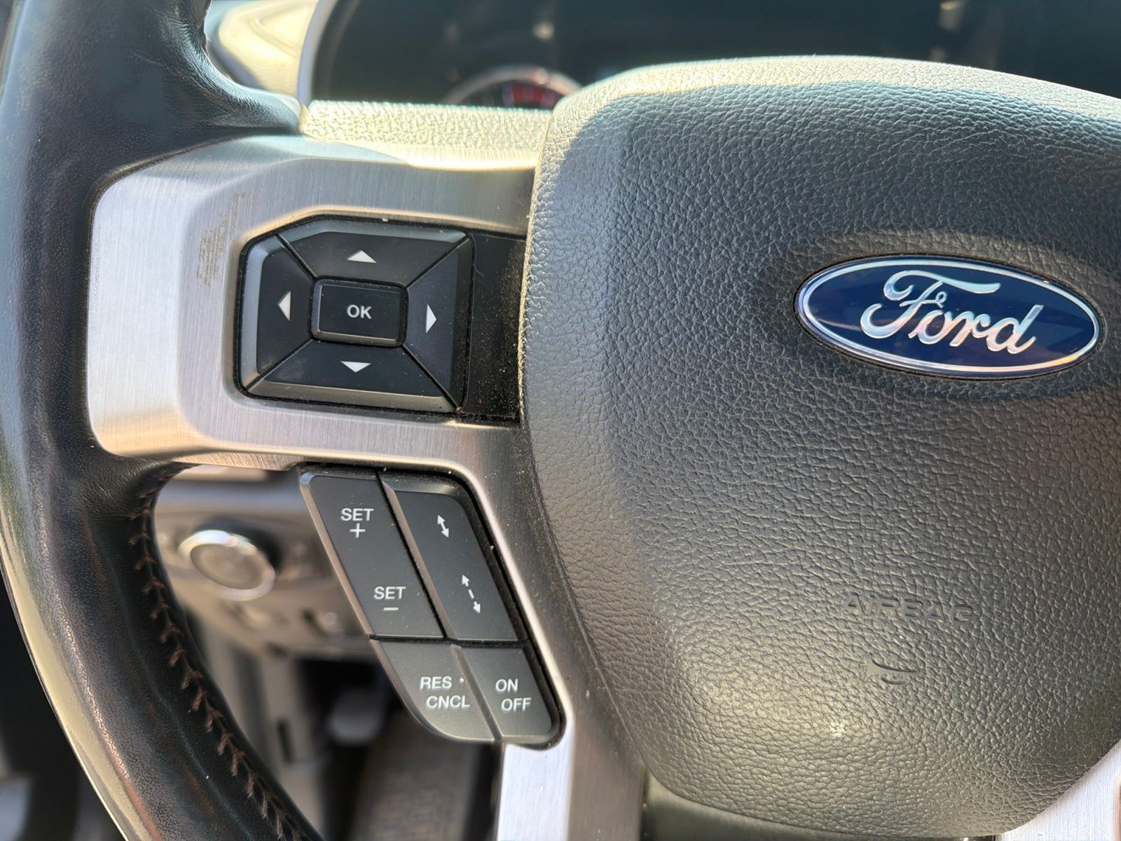 Used 2019 Black Ford Platinum image 24