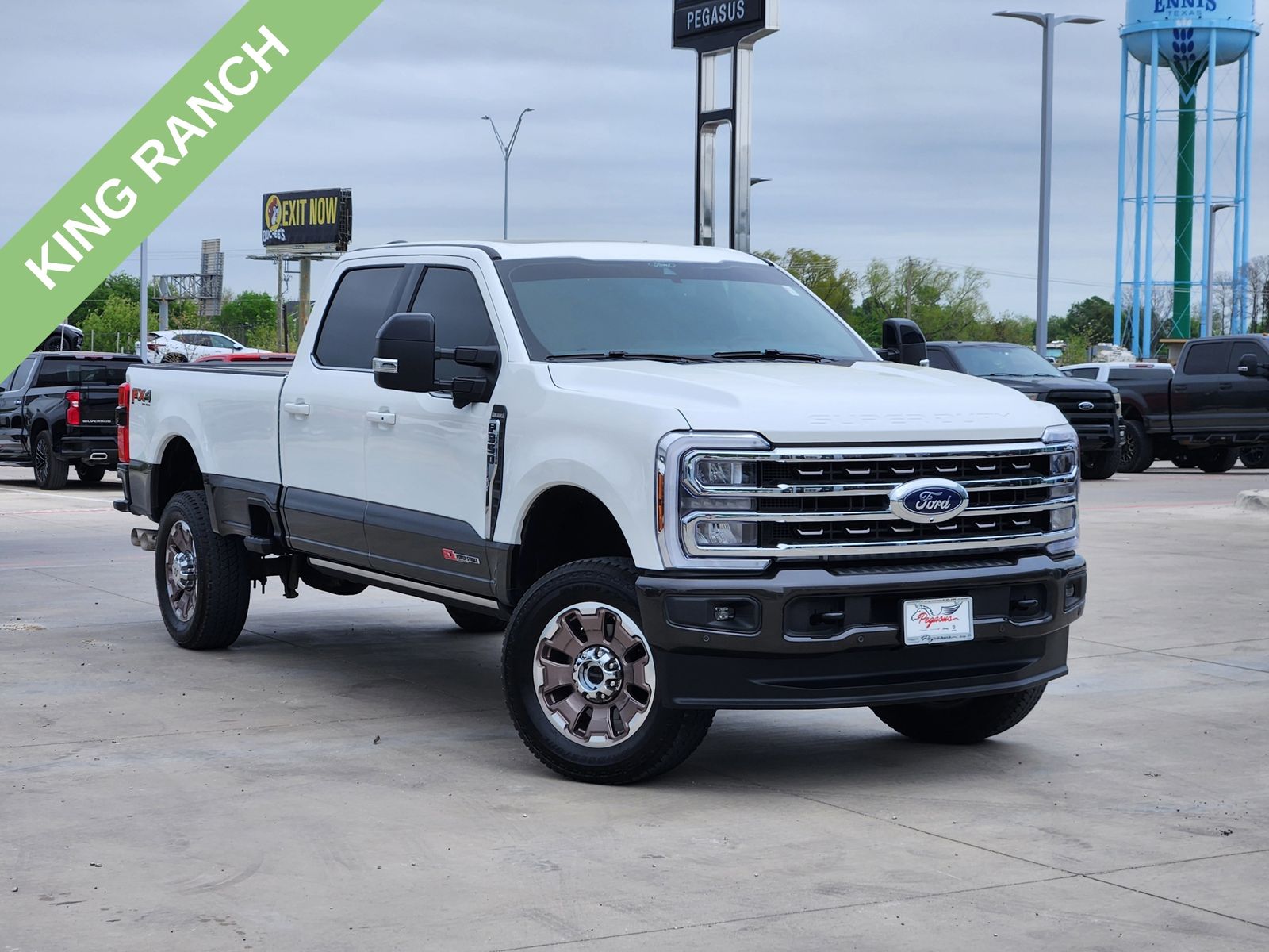 2025 Ford F-350 Super Duty King Ranch Crew Cab 4WD