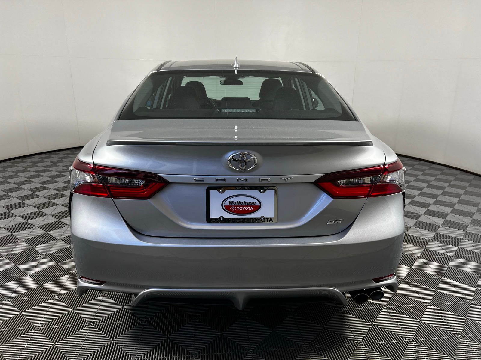 2024 Toyota Camry SE 6