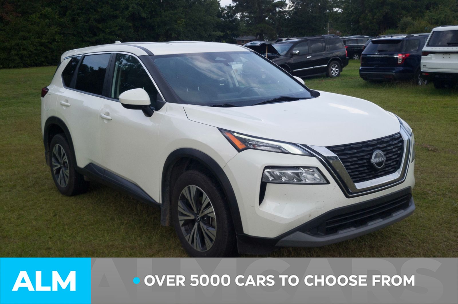 Used 2023 Pearl White Nissan SV image 2