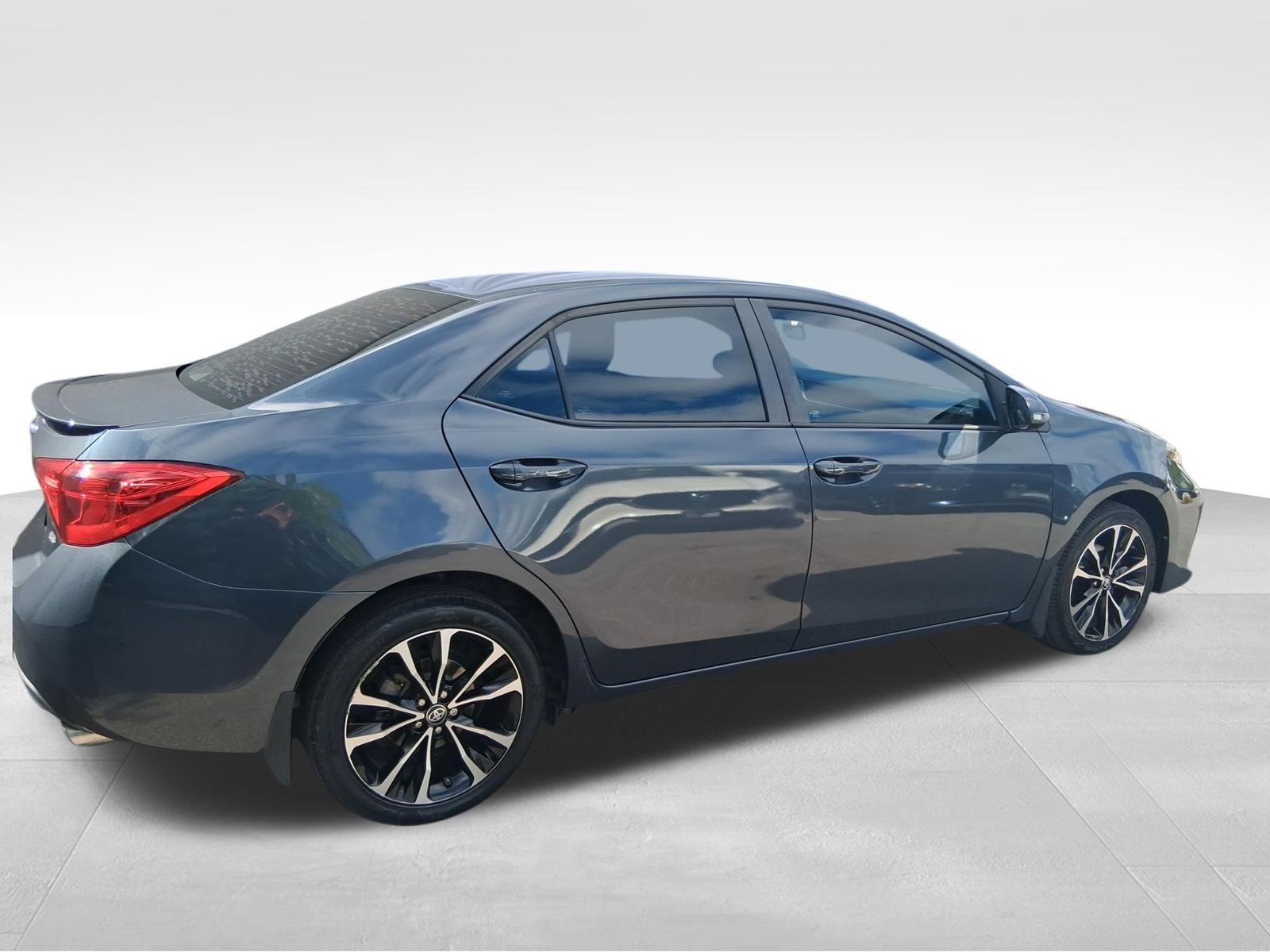 Used Car 2018 Toyota Corolla  Se For Sale Under $15,000 In Austin, Texas