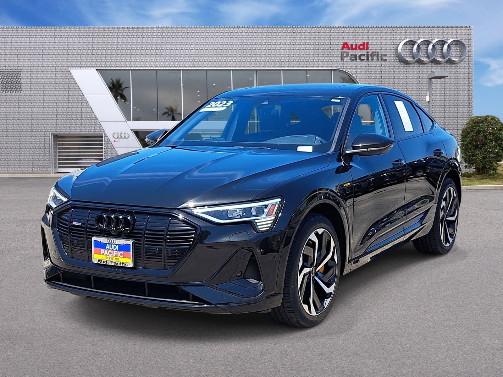 Mythos Black Metallic 2023 Audi e-tron Premium Plus S Line quattro Sportback AWD Sedan All-Wheel Drive Automatic