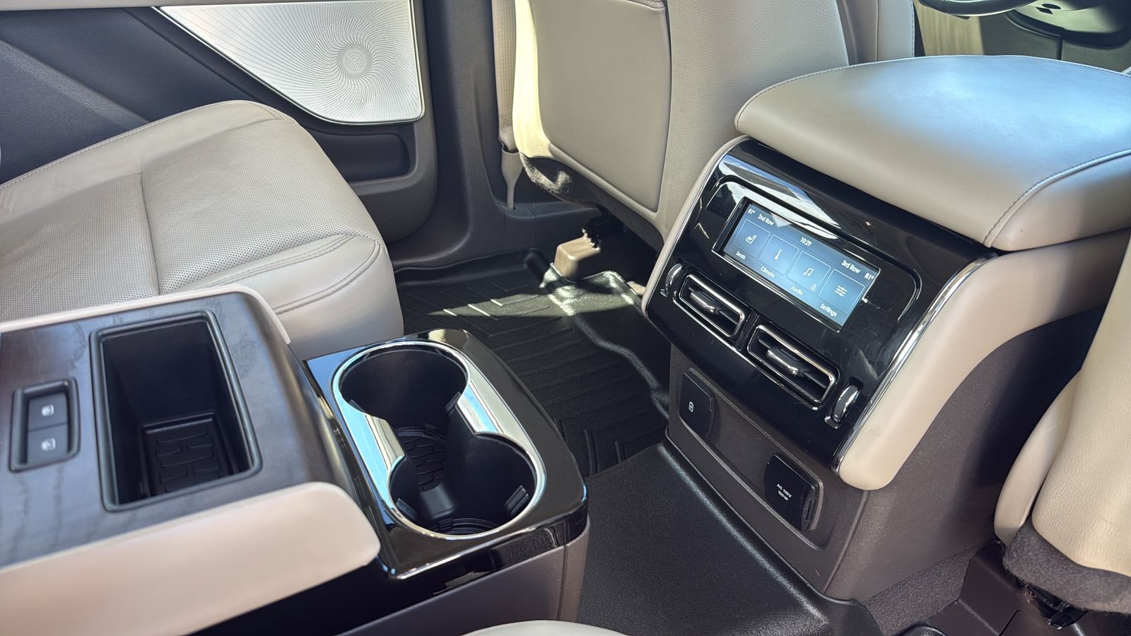 Used Car 2020 Lincoln Aviator  Grand Touring For Sale Under $35,000 In Austin, Texas