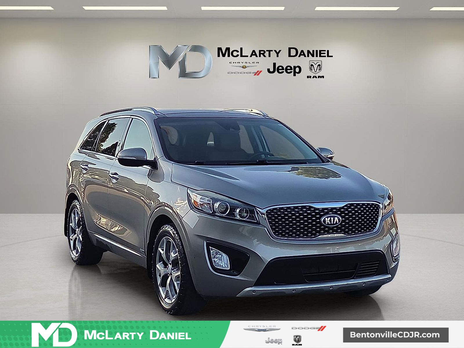 Titanium Silver 2017 Kia Sorento SUV / Crossover All-Wheel Drive 6-Speed Automatic