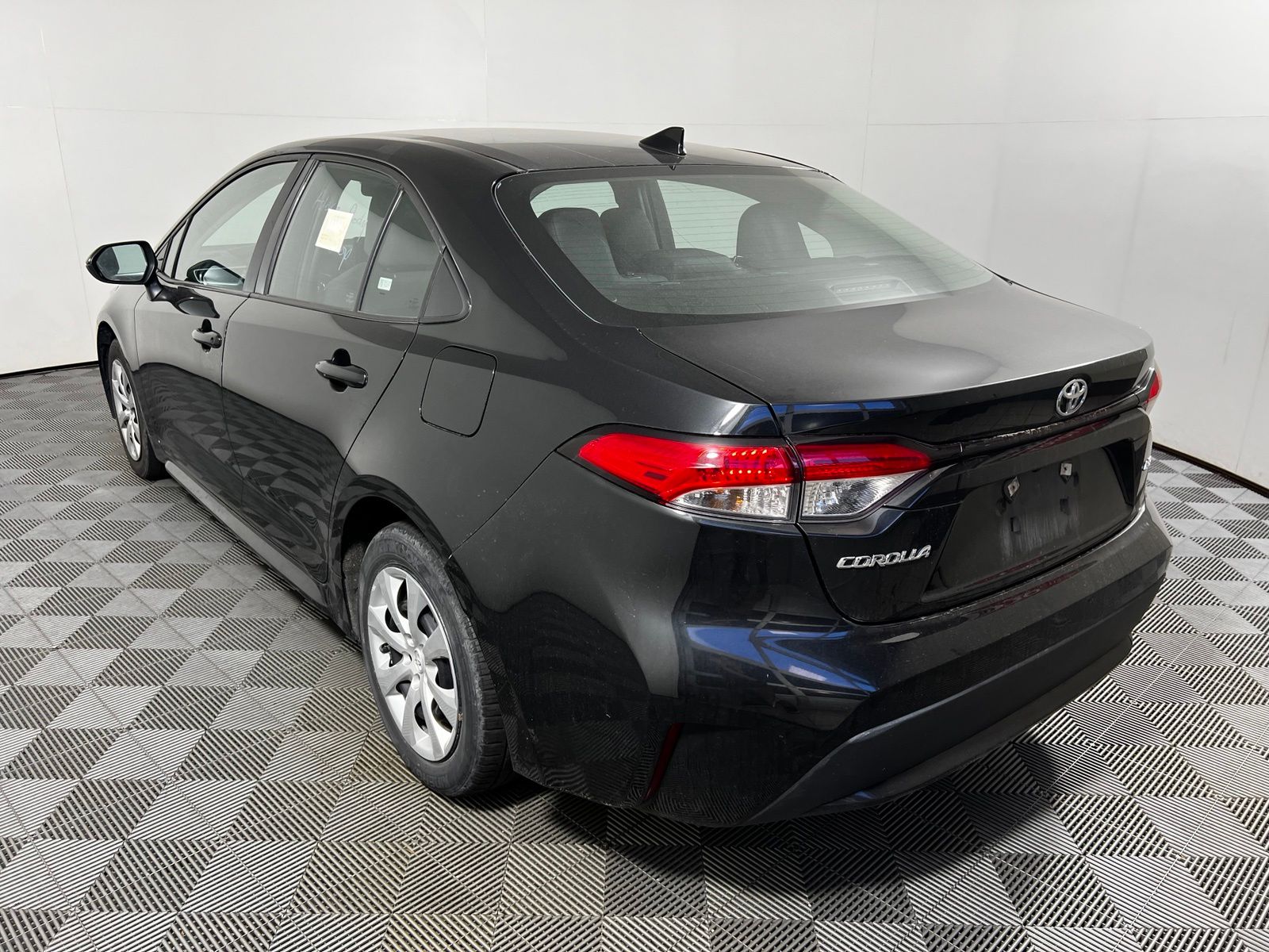 Thumbnail: 2025 Toyota Corolla - 7