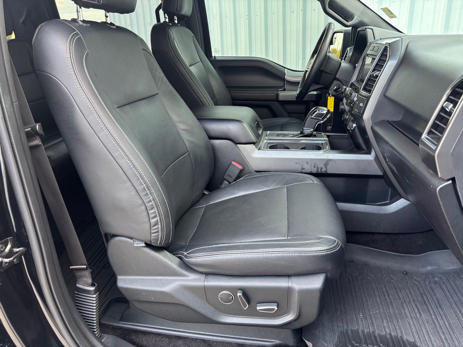 Used Car 2017 Ford F-150  Xlt For Sale Under $25,000 In Austin, Texas