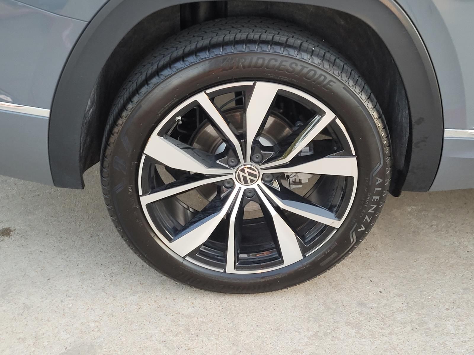 used 2025 Volkswagen Atlas car, priced at $44,900