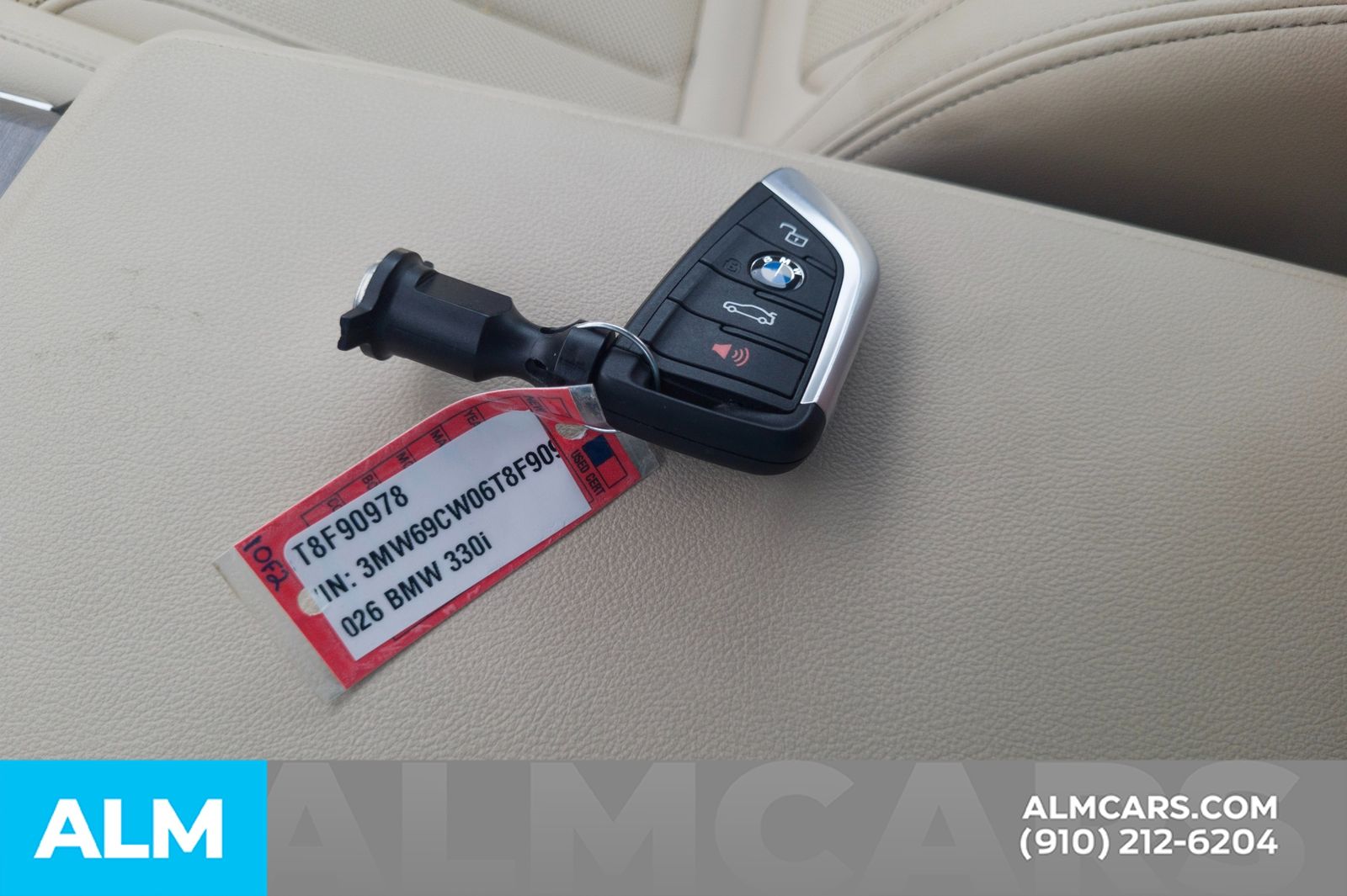 Used 2026 Alpine White BMW 330i image 32