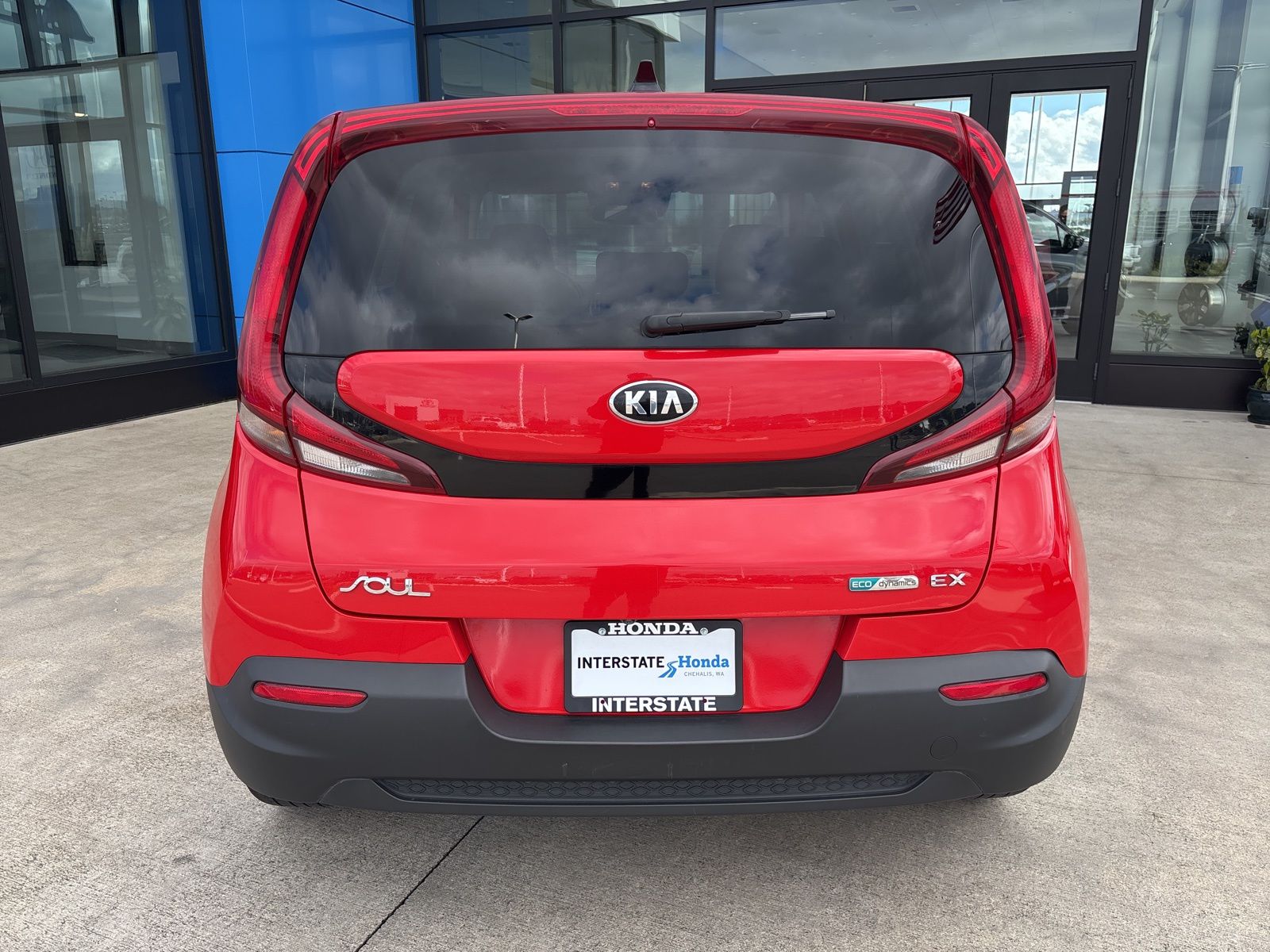 View vehicle photo 7