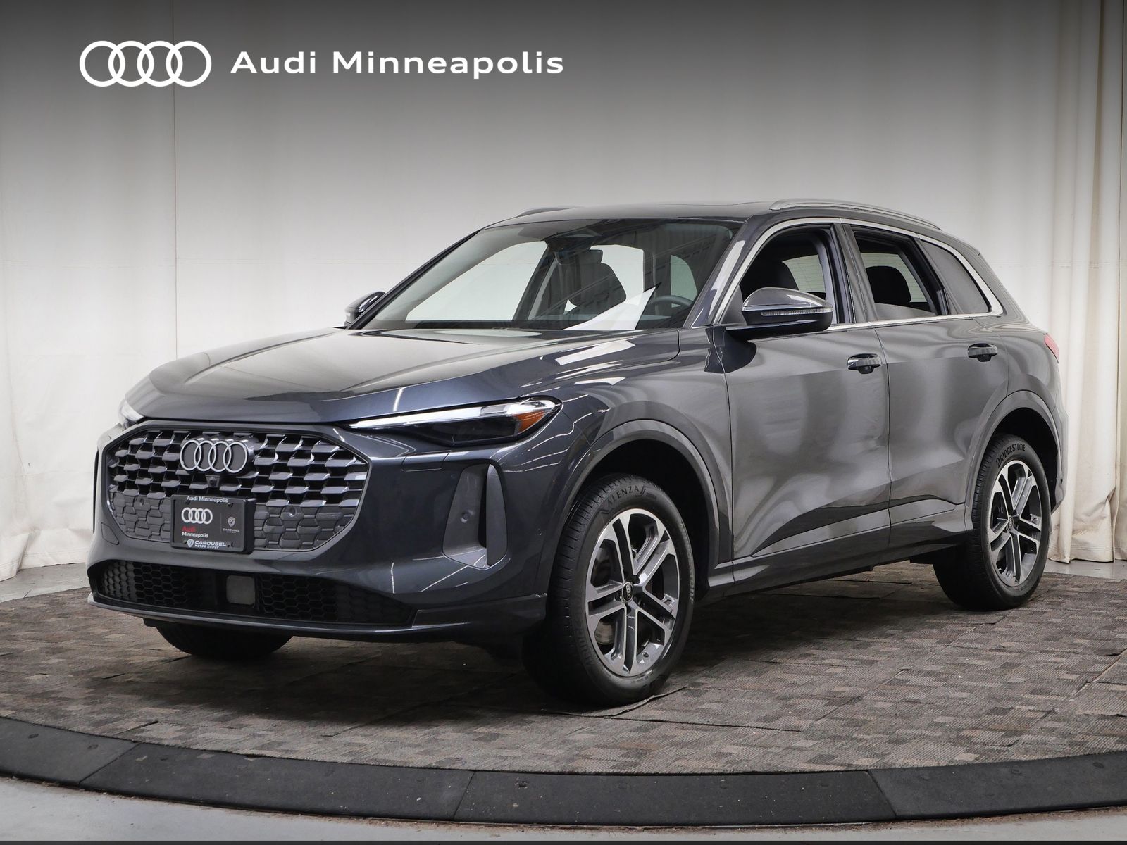 Tambora Gray Metallic 2025 Audi Q5 SUV / Crossover All-Wheel Drive 7-Speed Automatic