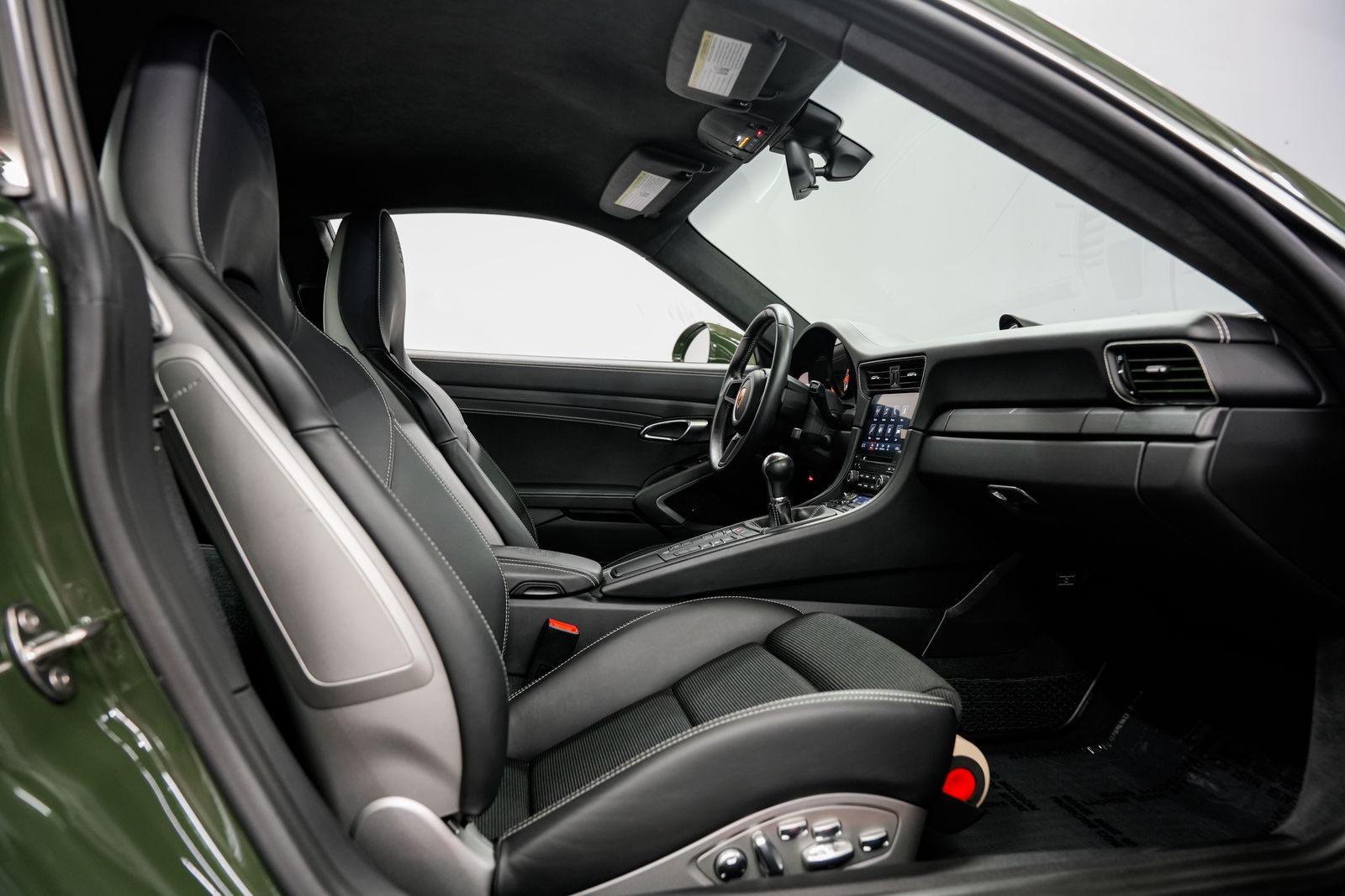 2019 Porsche 911 GT3 — photo 28