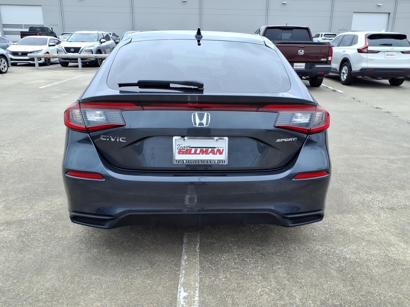 View vehicle photo 6