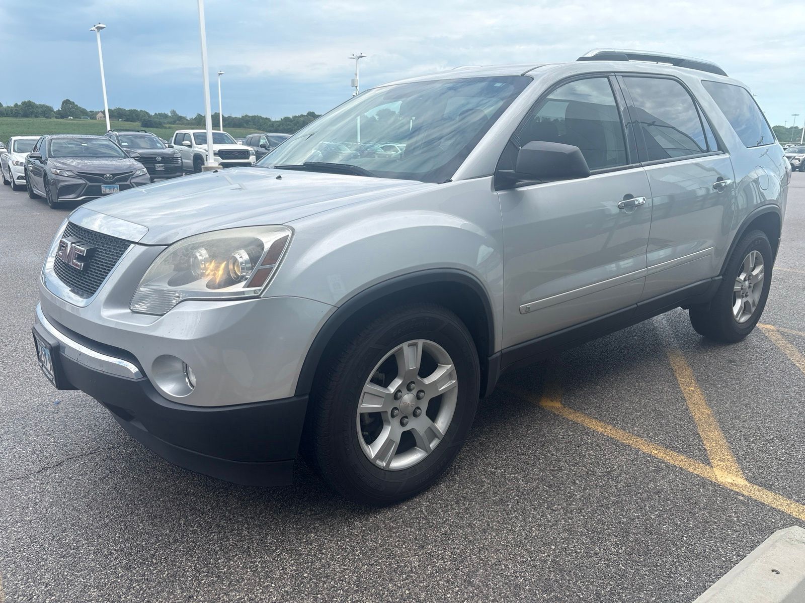 Quicksilver Metallic 2009 GMC Acadia SUV / Crossover Front-Wheel Drive 6-Speed Automatic Overdrive