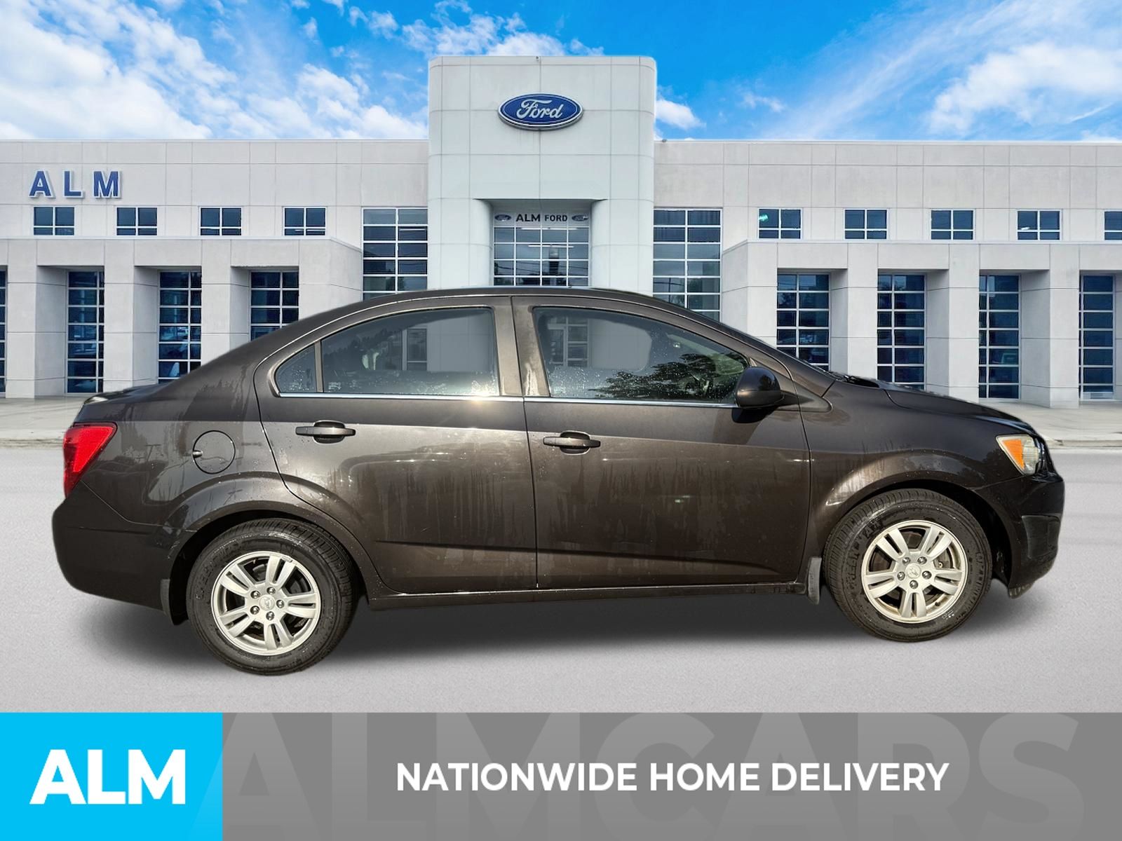 Used 2015 Brown Chevrolet LT image 4