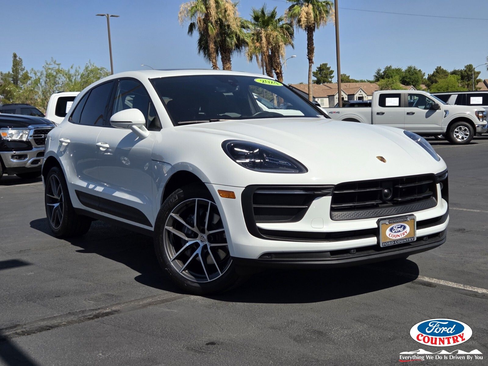 2024 Porsche Macan 