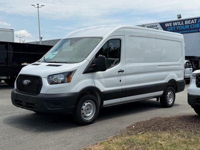 New 2026 Oxford White Ford Base image 2
