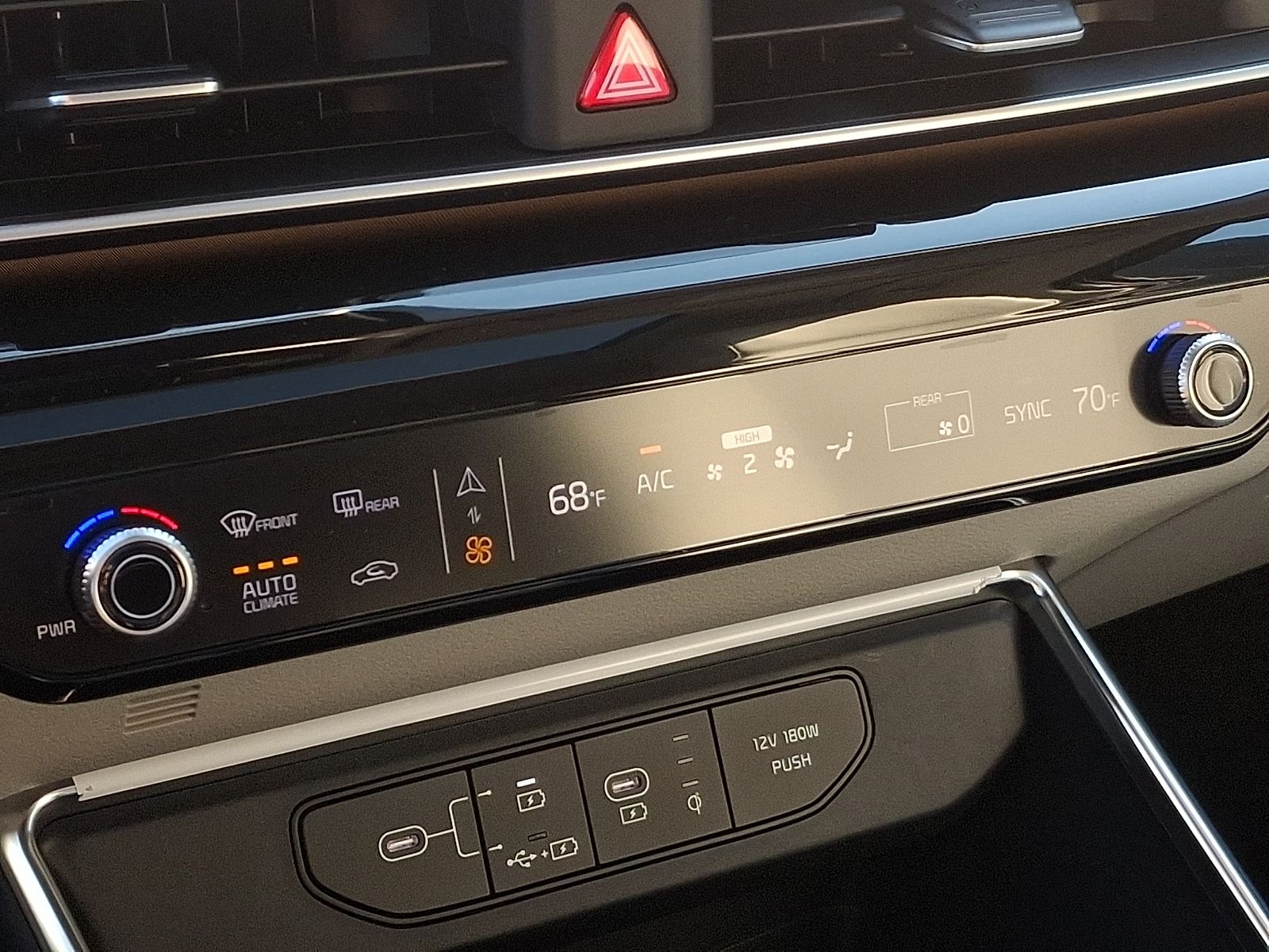2025 Kia Carnival SX Prestige - Photo 15