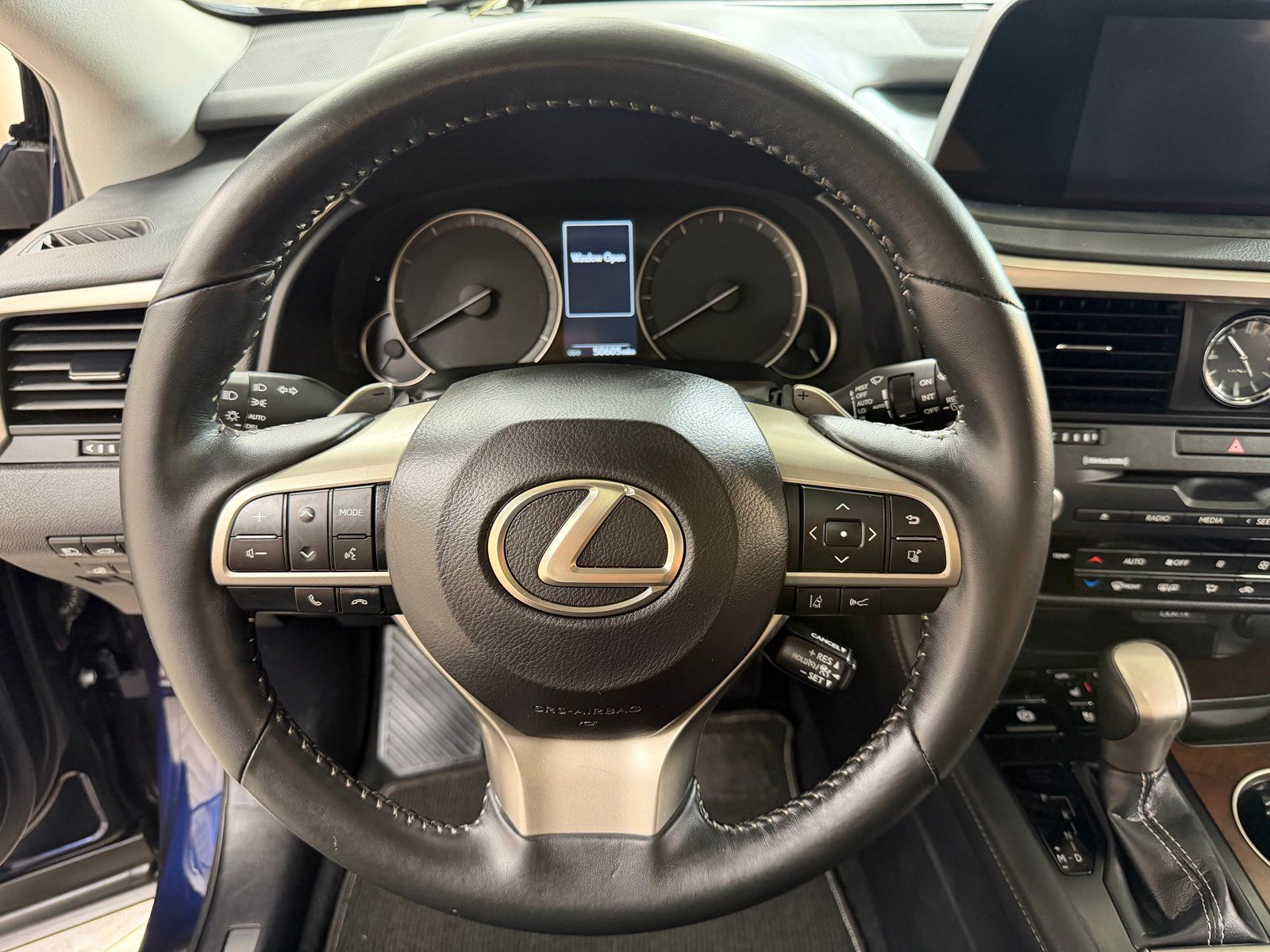 Used 2021  Lexus 350 image 19