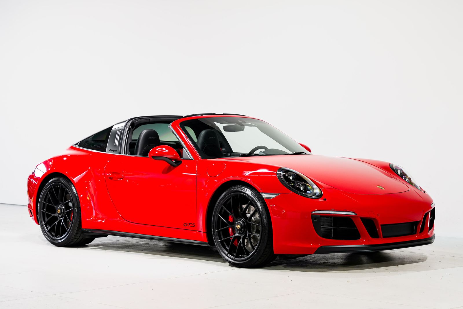 2017 Porsche 911 Targa 4 GTS Cabriolet AWD