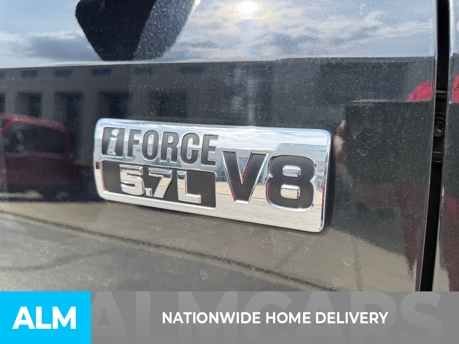 Used 2019 Black Toyota SR5 image 4