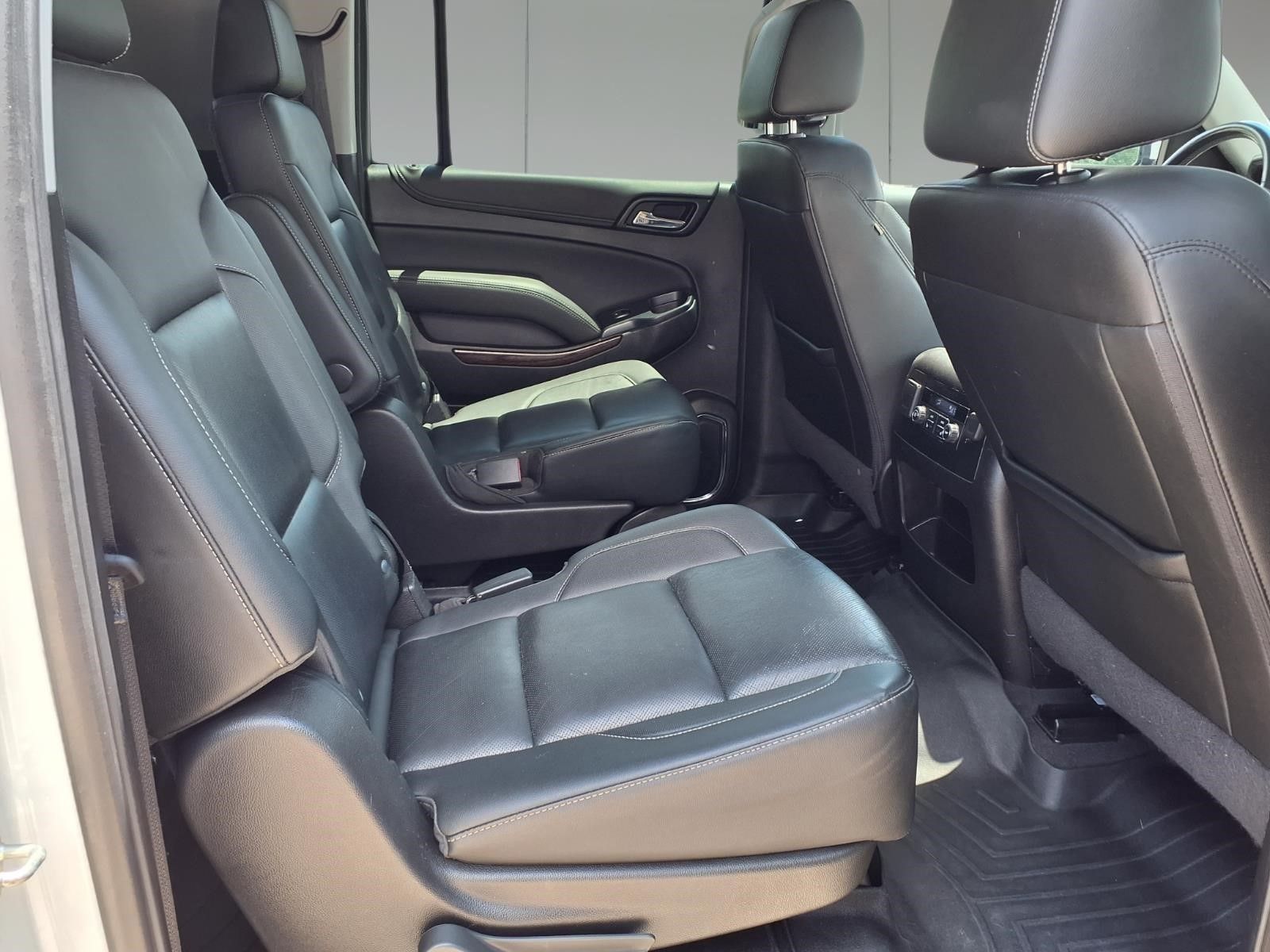 2020 GMC Yukon XL SLT White at Shottenkirk Kia Fort Bend