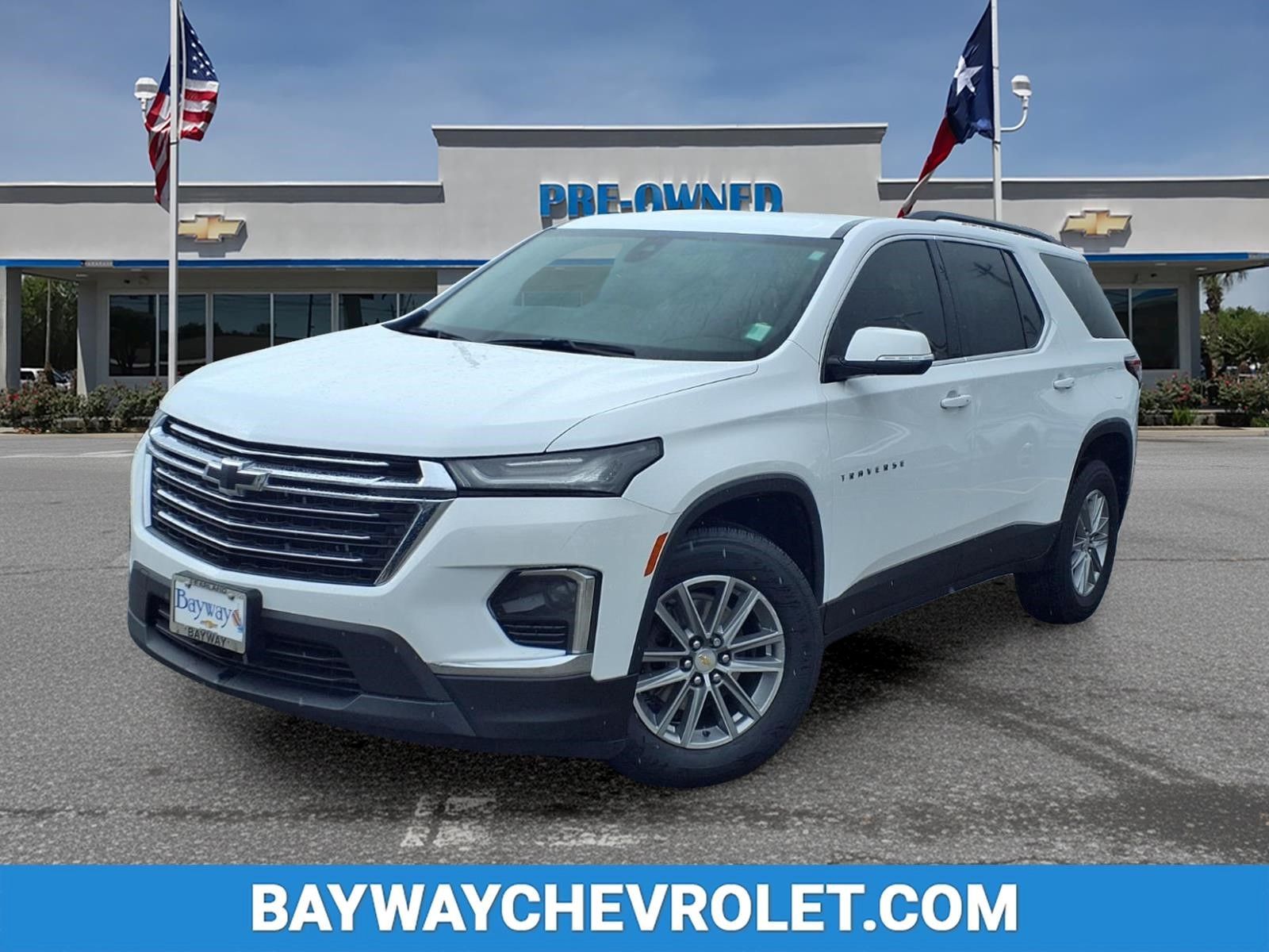 Summit White 2023 Chevrolet Traverse LT Leather FWD SUV / Crossover Front-Wheel Drive 9-Speed Automatic