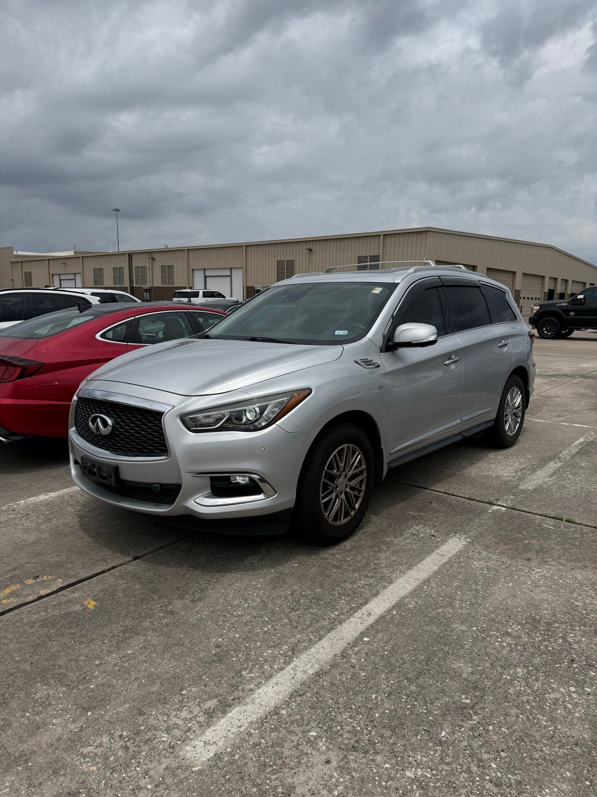 2019 INFINITI QX60 LUXE Silver at Central Houston Nissan
