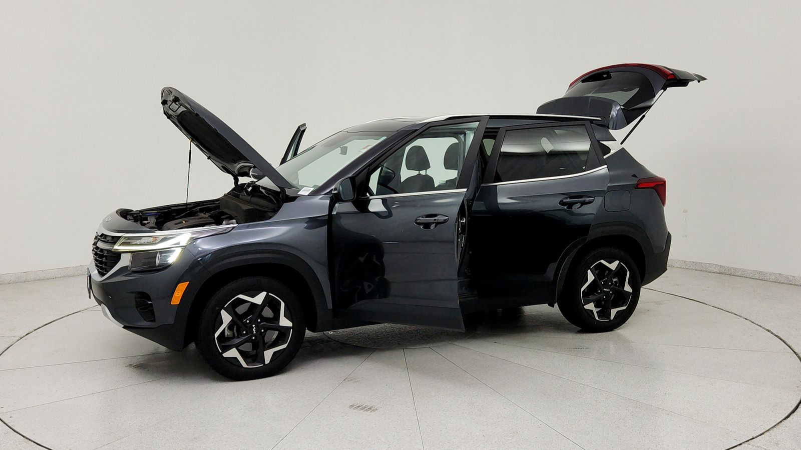 Used 2024 Gray Kia EX image 12