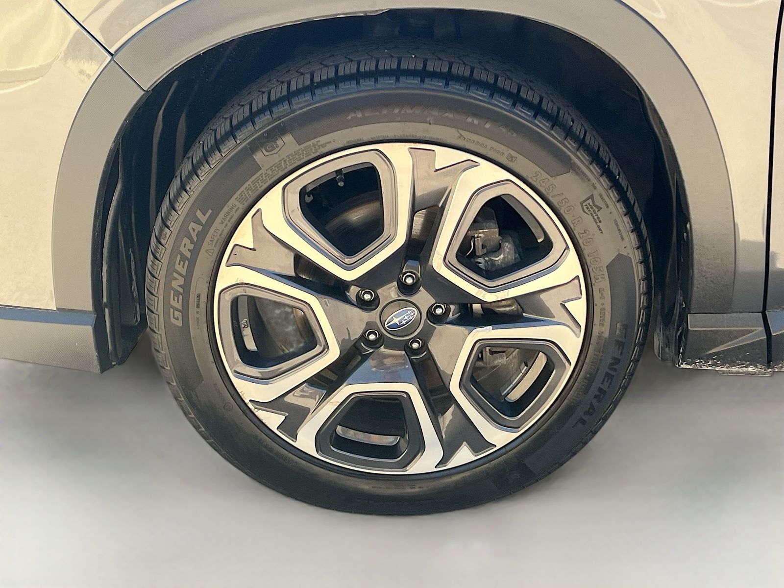 Used 2023 Gray Subaru Limited image 31