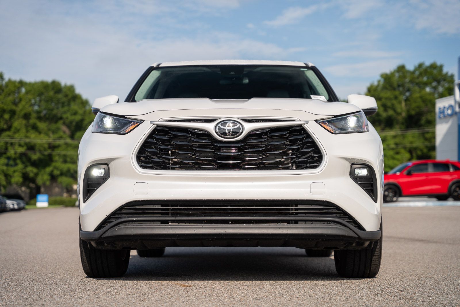 Used 2024 Toyota Highlander SUV