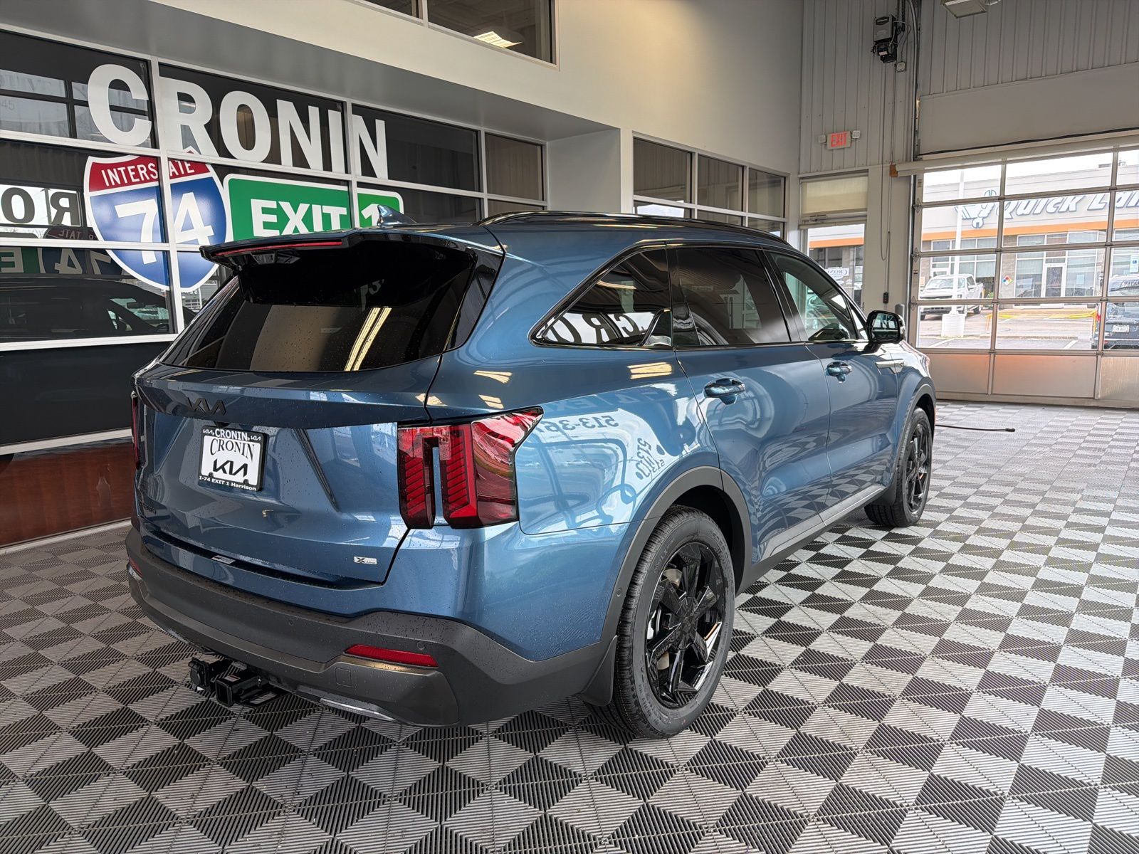 View vehicle photo 6