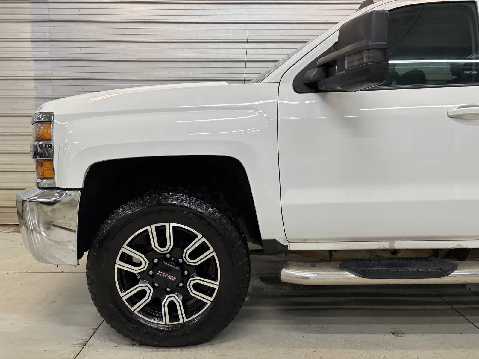 2015 Chevrolet Silverado 2500HD LT - Image 4