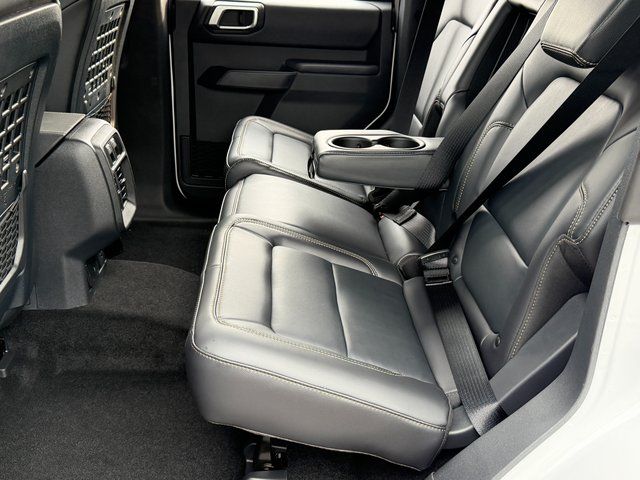 New 2026 Oxford White Ford Badlands image 17