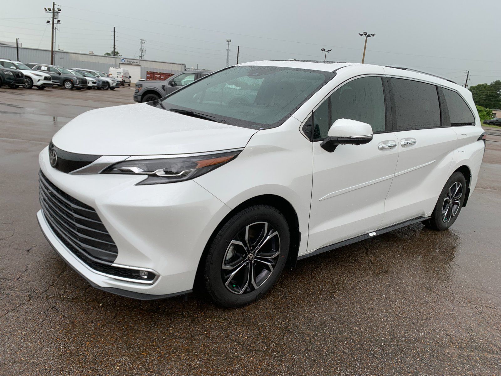 Wind Chill Prl 2026 Toyota Sienna Minivan All-Wheel Drive Continuously Variable Transmission