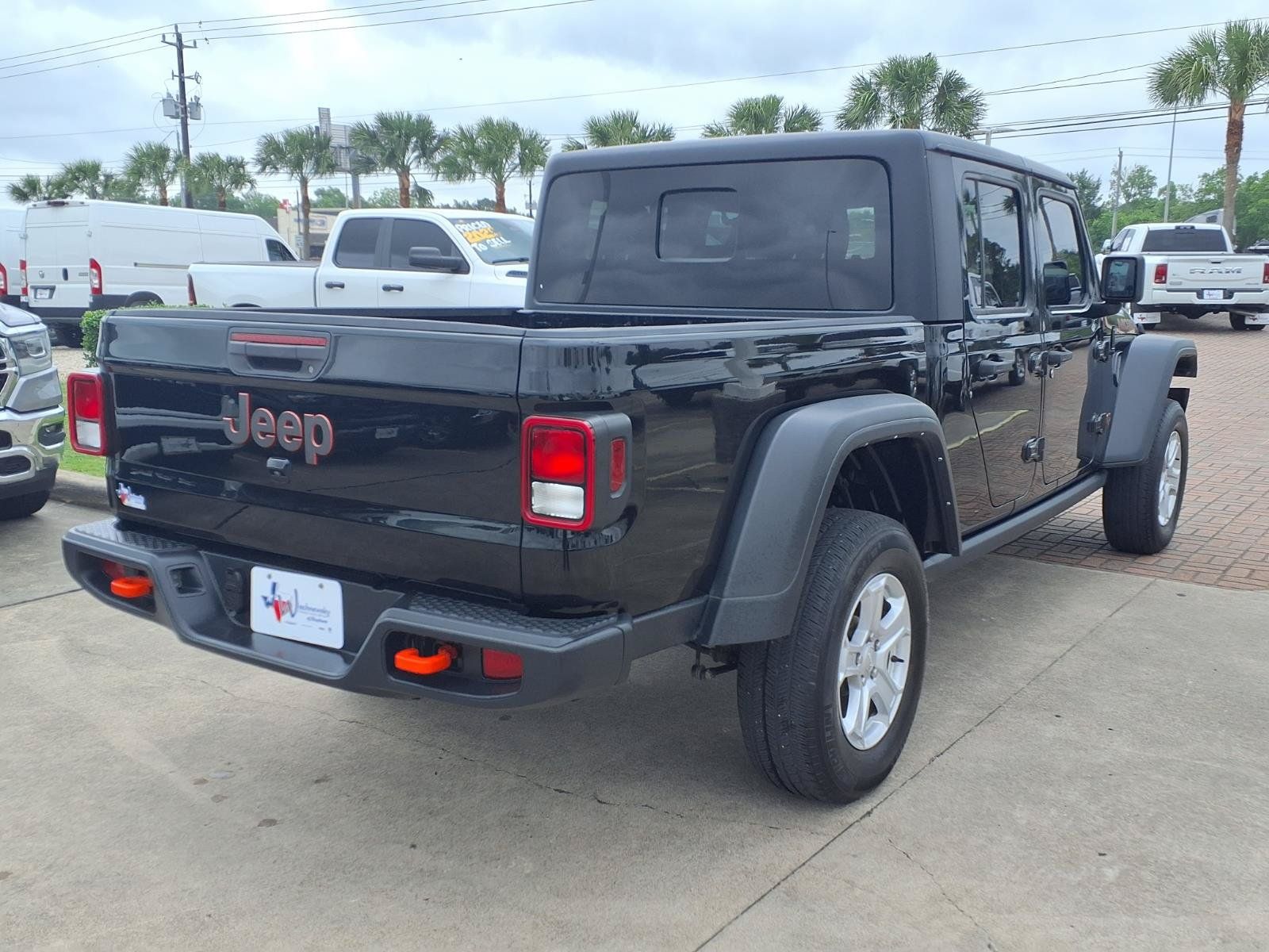 2022 Jeep Gladiator Mojave Black at DeMontrond Auto Country