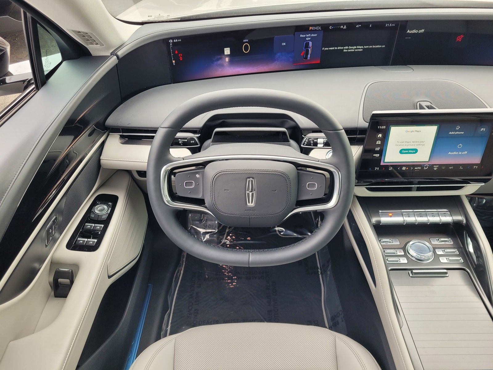 New 2026 White Lincoln Premiere image 8