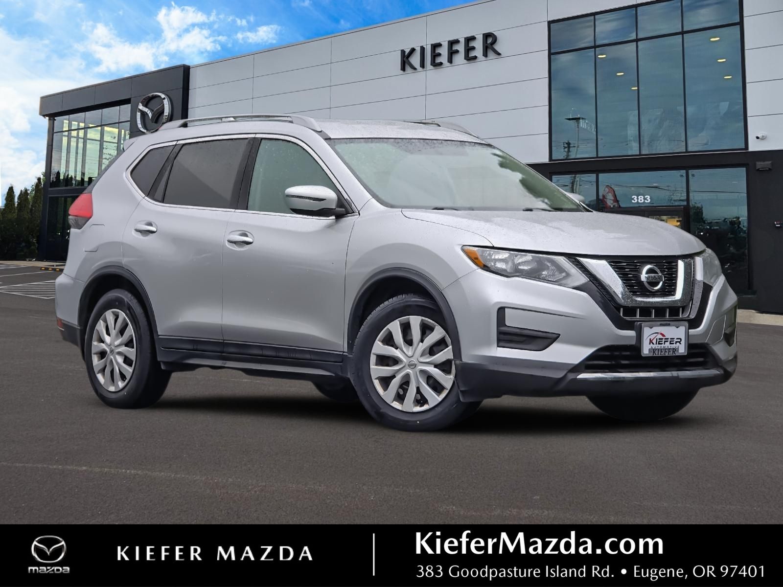 Brilliant Silver 2017 Nissan Rogue S FWD SUV / Crossover Front-Wheel Drive Continuously Variable Transmission