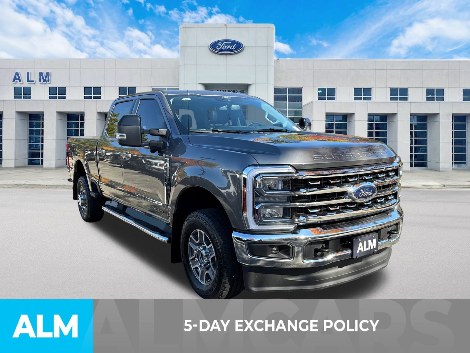 Used 2025 Gray Ford Lariat image 3