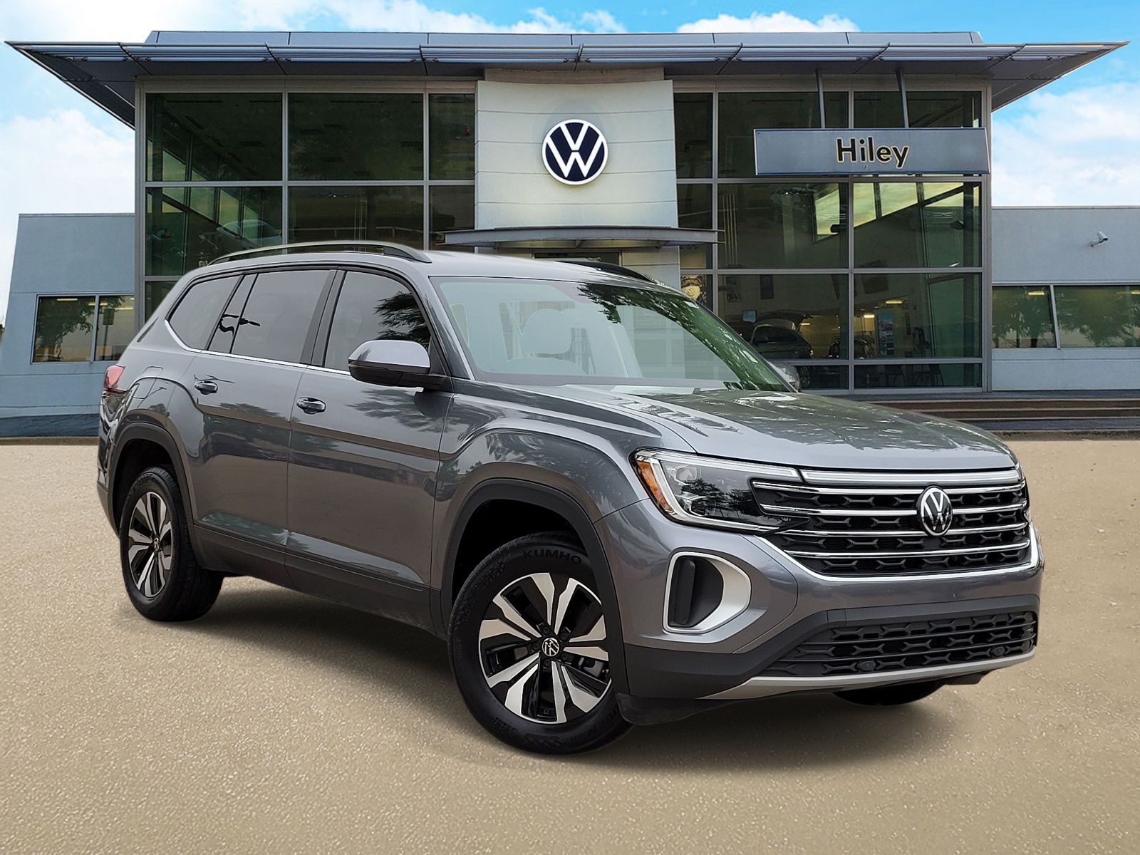 used 2024 Volkswagen Atlas car, priced at $29,980