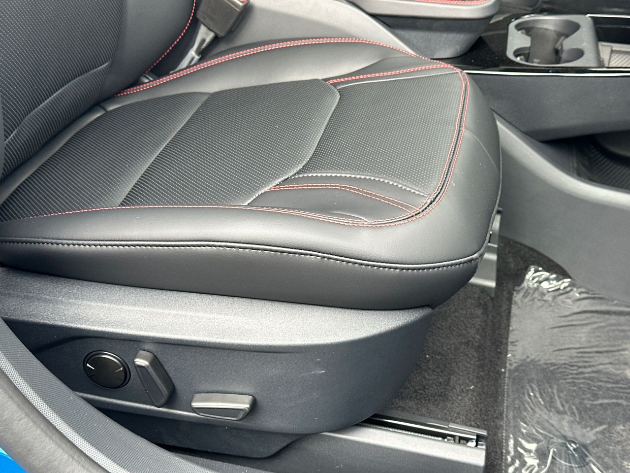 2025 Ford Mustang Mach-E Premium - Photo 11
